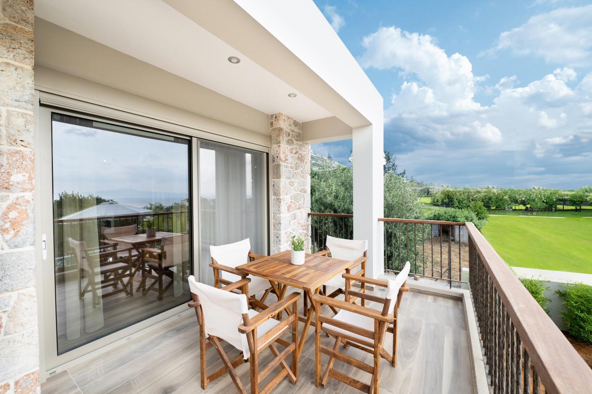 Petradi Suites Kalamata Exterior foto
